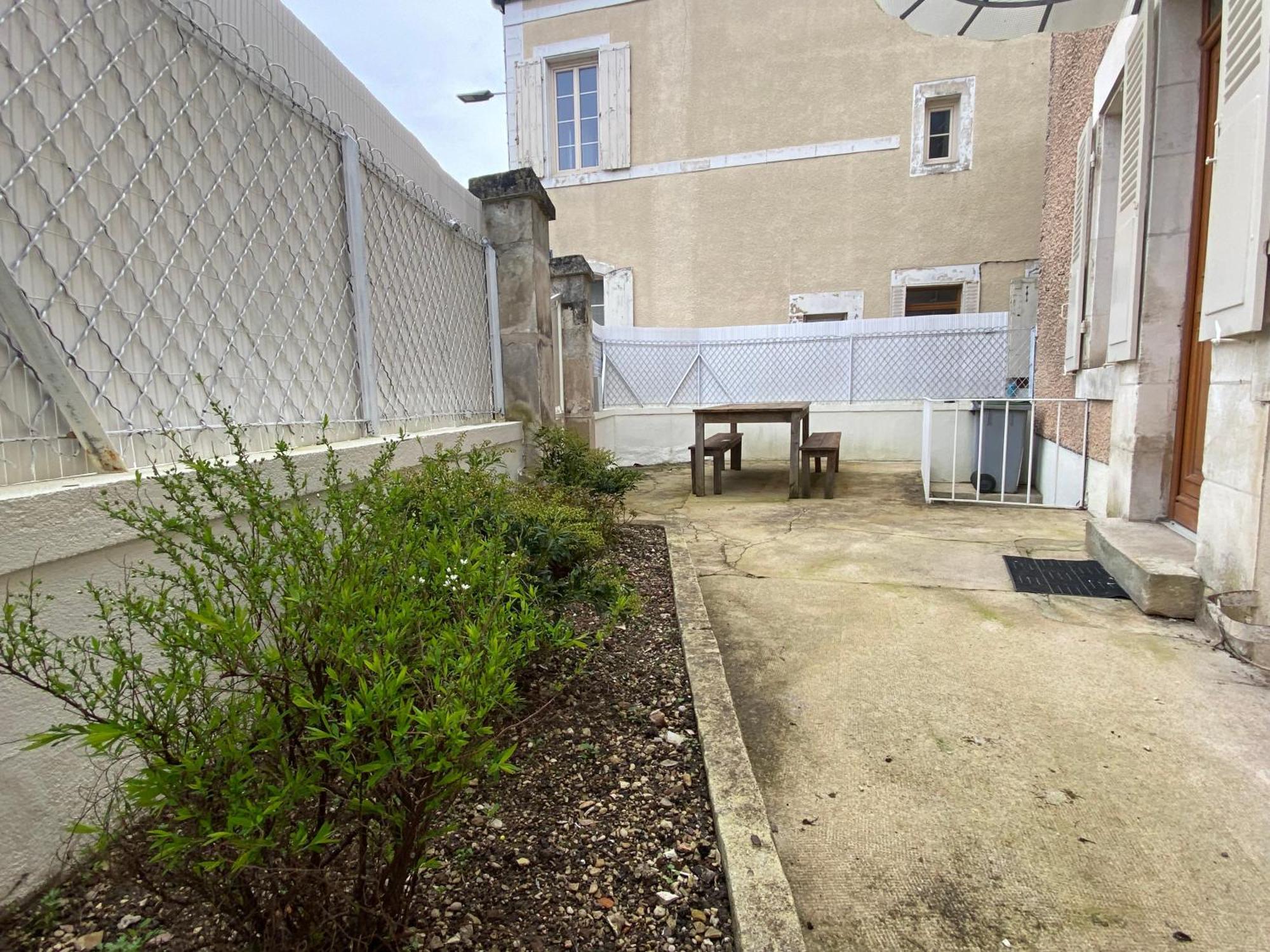 Maison Au Centre De Tanlay Villa Exterior foto